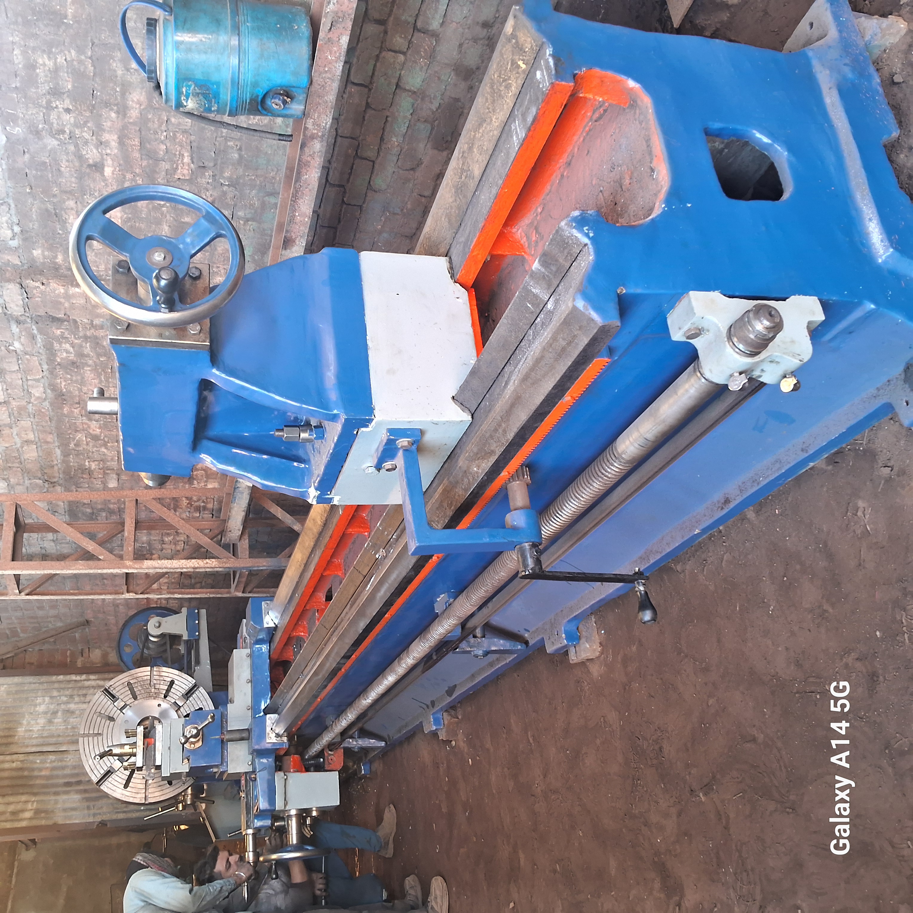 Heavy Duty Lathe Machine